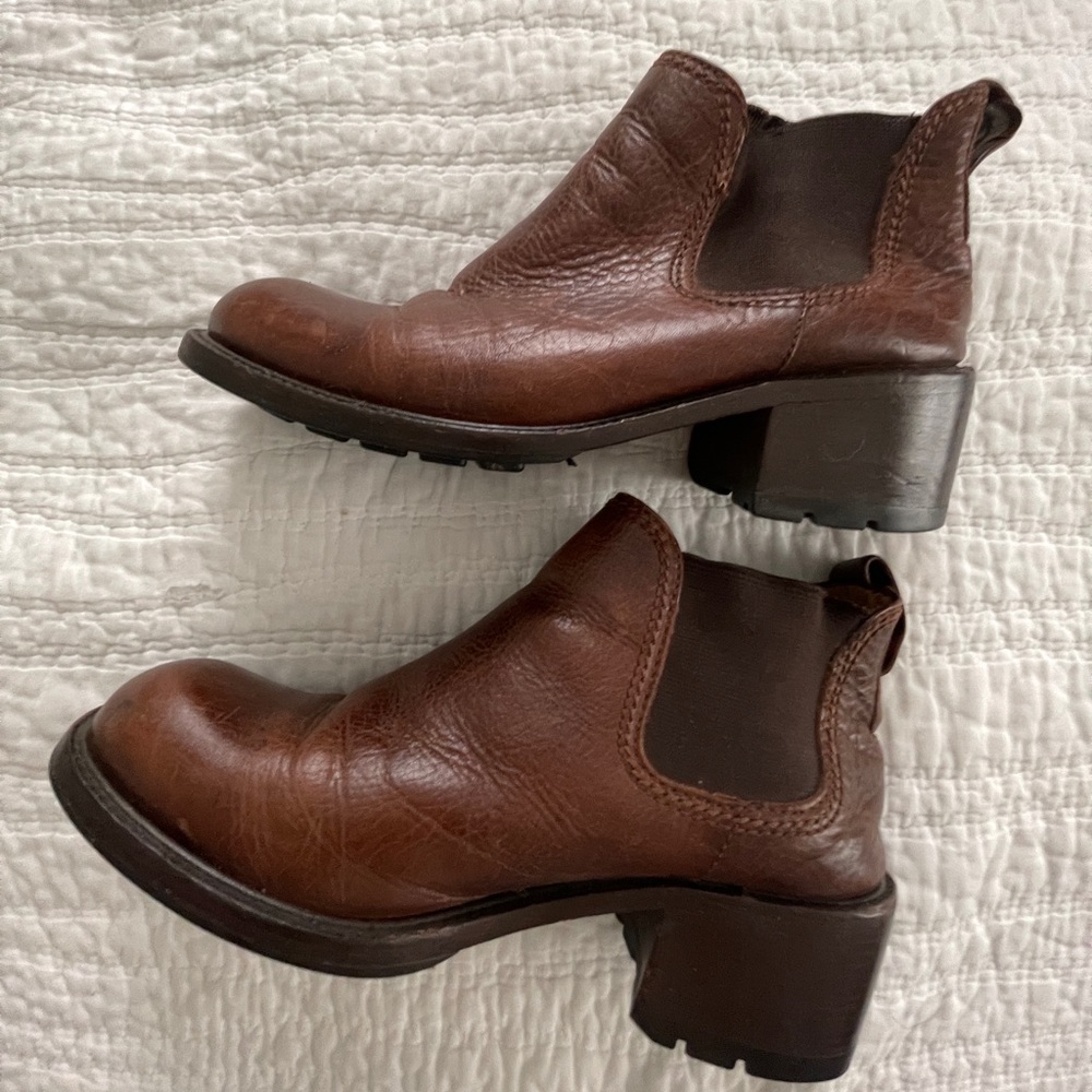 Cole Haan Timeless  Leather Women's Booties 9